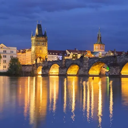 Διαμέρισμα Unique 250m From The Charles Bridge