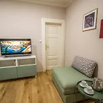 Unique Apartments 250M From The Charles Bridge *