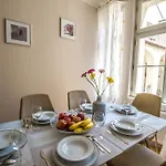 Unique Apartments 250M From The Charles Bridge Apartament Praga