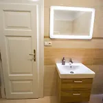 Unique Apartments 250M From The Charles Bridge Praga