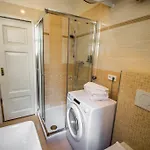 Apartament Unique Apartments 250M From The Charles Bridge Praga