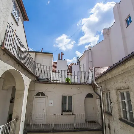 Unique Apartments 250M From The Charles Bridge *