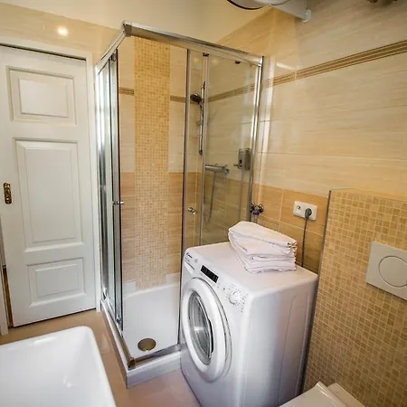Apartment Unique 250m From The Charles Bridge Prague