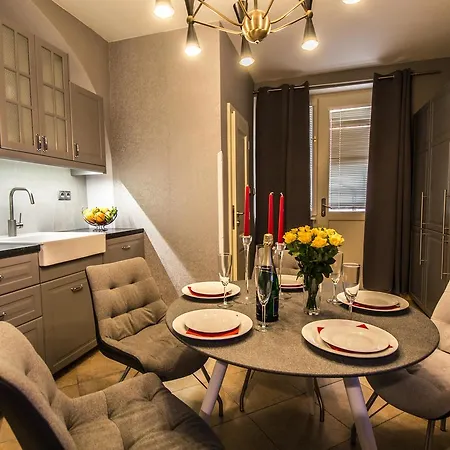 Unique 250m From The Charles Bridge Apartment *
